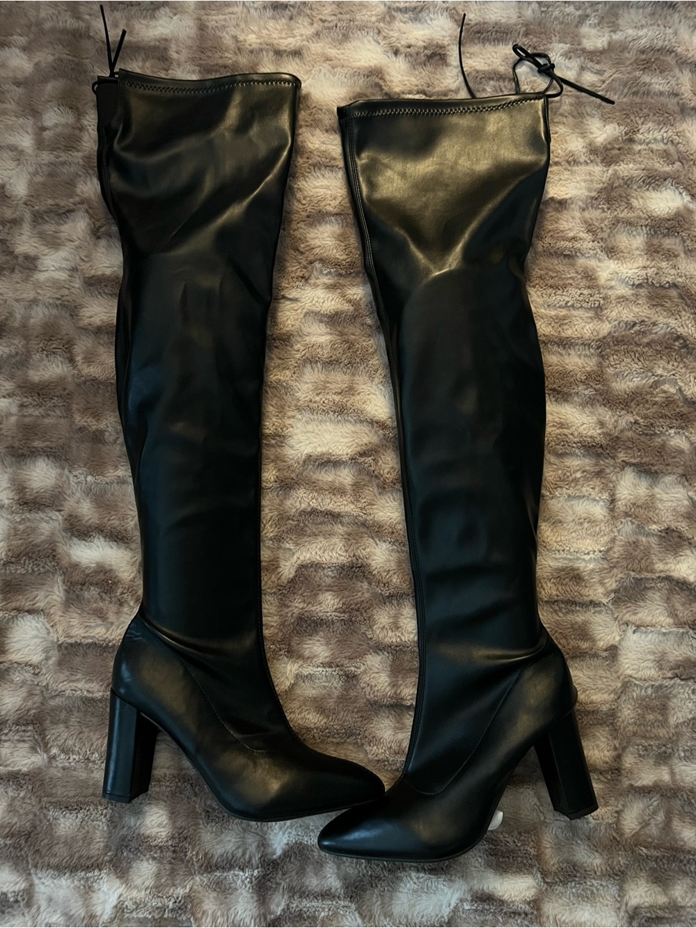 Windsor Black Faux Leather Over-the-Knee Boots Pointed Toe Zip Stretch Women’s 9